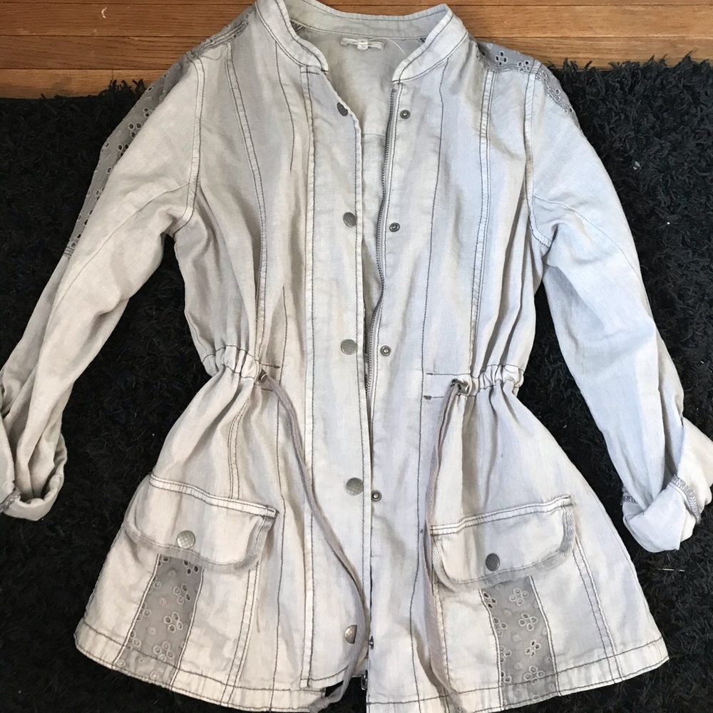 Grey zip up sinched waist jacket